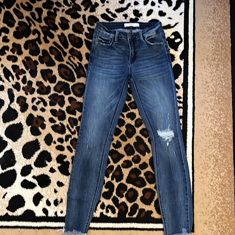 Hidden Skinny Jeans